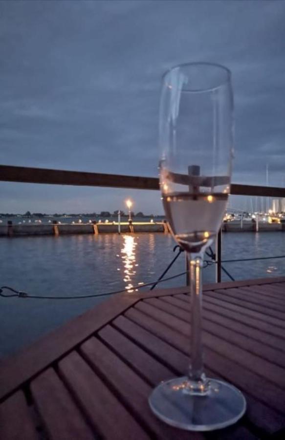 Hausboot Isa-Bella Hotel Burg  Bagian luar foto